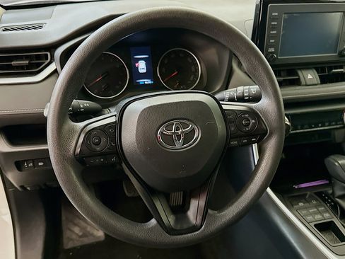Used 2019 Toyota RAV4 XLE image 18