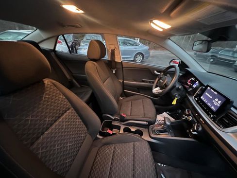 Used 2022 Kia Rio LX image 20