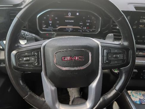 Used 2022 GMC Sierra 1500 SLT AWD/4WD image 21