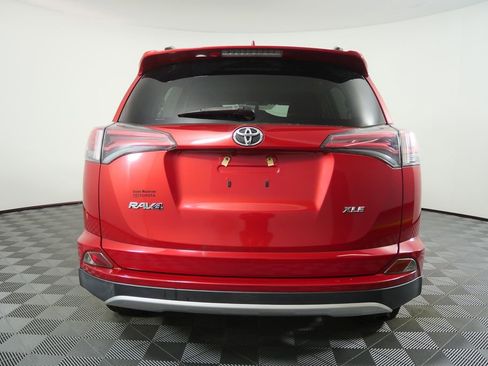 Used 2016 Toyota RAV4 XLE image 4