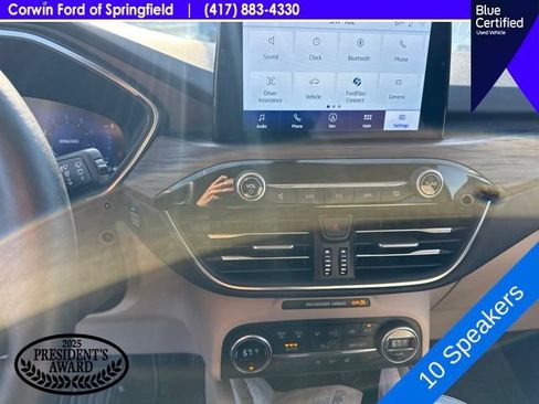 Used 2020 Ford Escape Titanium w/ Titanium Premium Package 2.0 AWD/4WD image 15