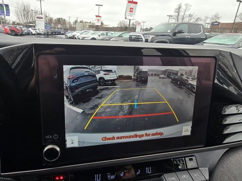 Used 2026 Toyota Camry LE w/ Convenience Package image 27