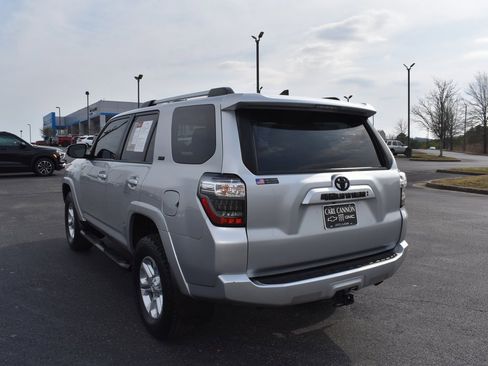 Used 2021 Toyota 4Runner SR5 Premium w/ Moonroof Package image 5