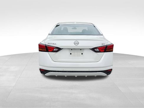 Used 2023 Nissan Altima 2.5 SV image 11