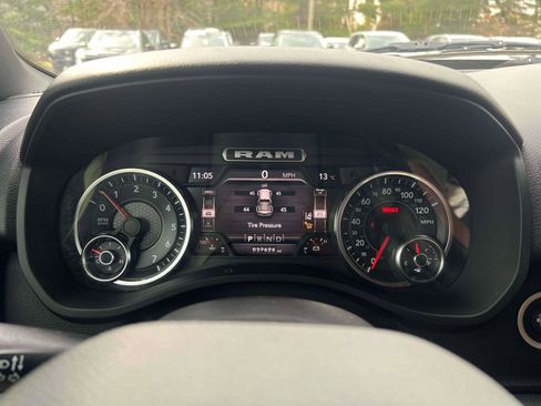 Used 2022 RAM 1500 Big Horn AWD/4WD image 18