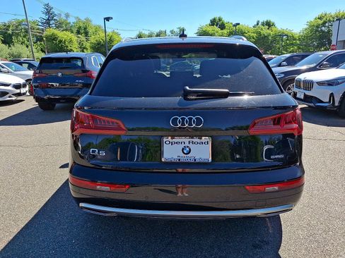 Used 2019 Audi Q5 2.0T Premium Plus w/ Premium Plus Package AWD/4WD image 6