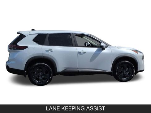 New 2026 Nissan Rogue SV image 6