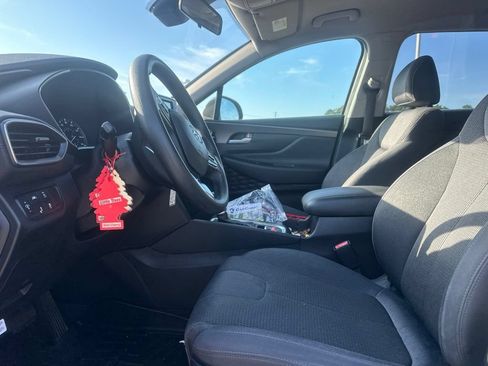 Used 2019 Hyundai Santa Fe SE AWD/4WD image 12
