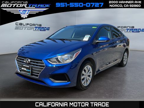 Used 2022 Hyundai Accent SE FWD image 1