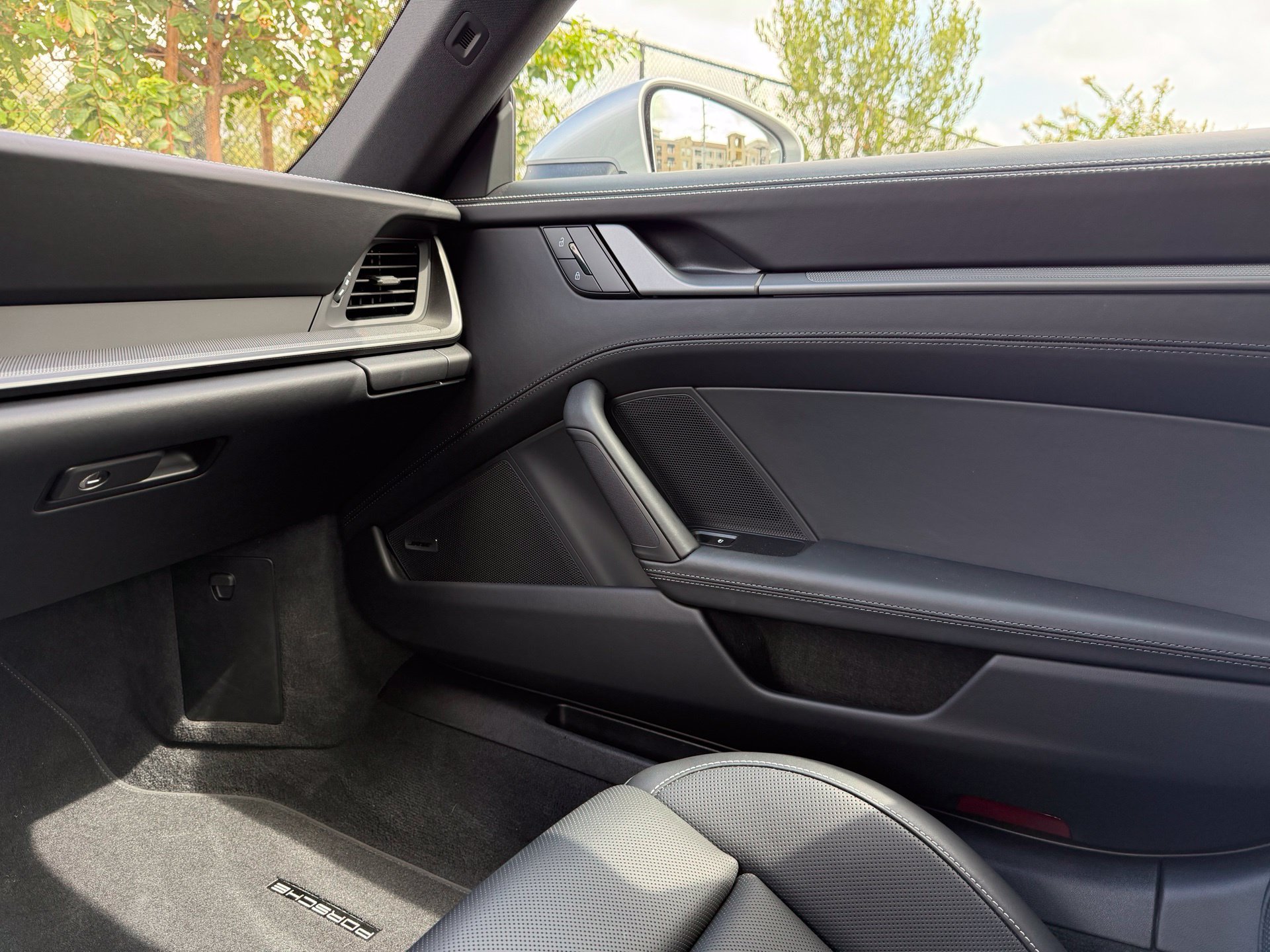 Certified 2025 Porsche 911 Carrera S RWD image 26