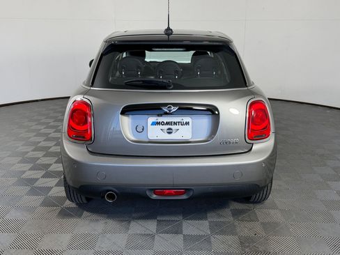 Used 2018 MINI Cooper 4-Door Hardtop FWD image 10