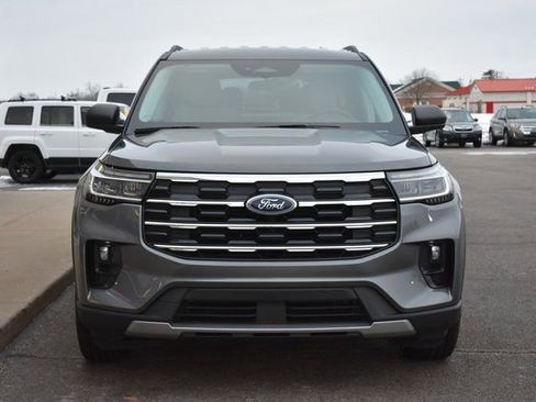 New 2026 Ford Explorer Active w/ Active Comfort Package image 8