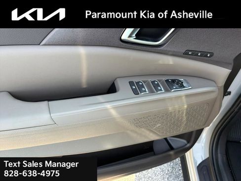 New 2026 Kia Carnival SX image 25