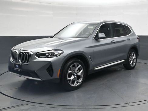 Used 2023 BMW X3 xDrive30i w/ Premium Package AWD/4WD image 8