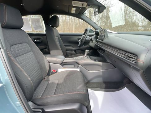 Certified 2025 Honda HR-V Sport image 25