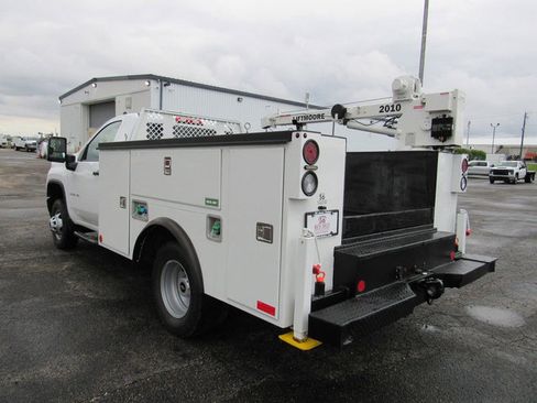 Used 2021 Chevrolet Silverado 3500 W/T w/ WT Convenience Package AWD/4WD image 4
