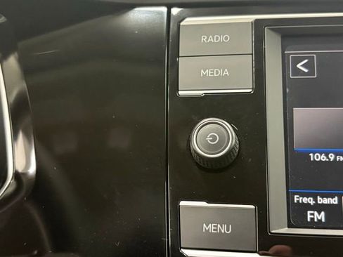 Used 2023 Volkswagen Jetta S image 21