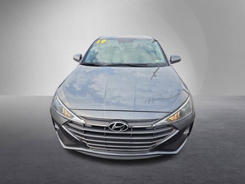 Used 2019 Hyundai Elantra SEL image 9