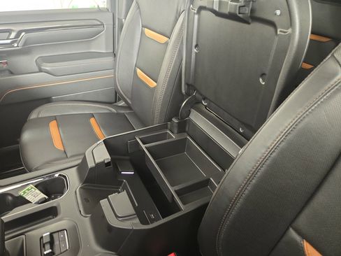 Certified 2024 GMC Sierra 1500 AT4 w/ Technology Package AWD/4WD image 27