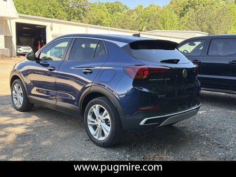 Used 2023 Buick Encore GX Preferred w/ Cold Weather Comfort Package FWD image 5