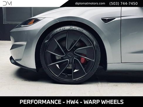 Used 2024 Tesla Model 3 Performance AWD/4WD image 35