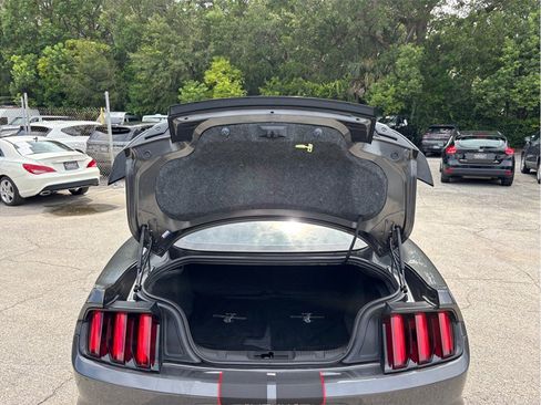 Used 2020 Ford Mustang Shelby GT350 w/ Technology Package RWD image 43