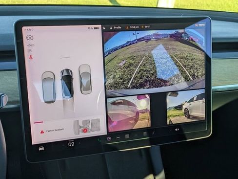 Used 2021 Tesla Model 3 Standard Range Plus image 21