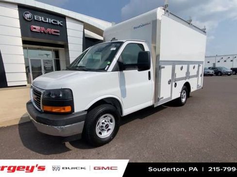 New 2025 GMC Savana 3500 Work Van w/ Power Convenience Package image 4