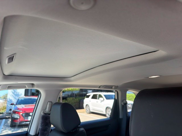 Used 2023 Honda CR-V EX-L image 8