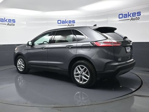 Used 2024 Ford Edge SEL w/ Convenience Package AWD/4WD image 6