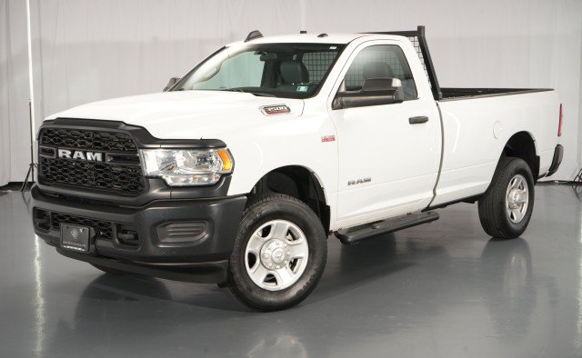 Used 2022 RAM 3500 Tradesman AWD/4WD image 1