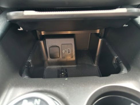 Used 2025 Ford Explorer ST image 32