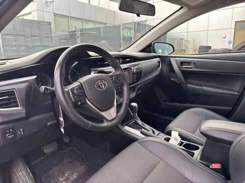 Used 2014 Toyota Corolla S image 4