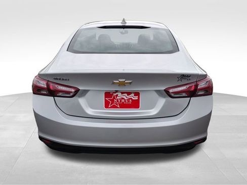 Used 2022 Chevrolet Malibu LT image 5