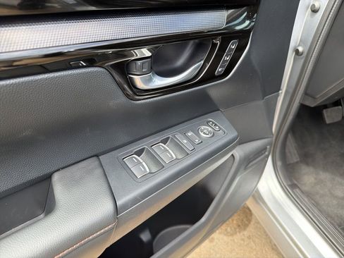 Used 2025 Honda CR-V Sport Touring image 12