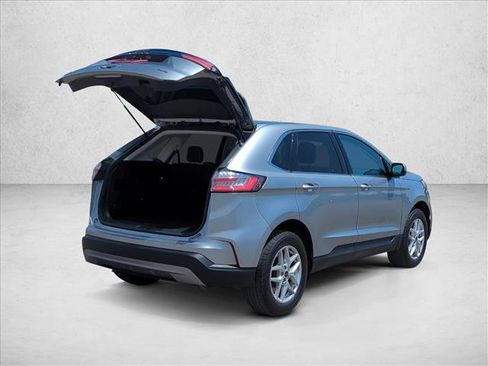Used 2024 Ford Edge SEL AWD/4WD image 5