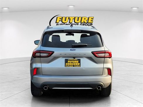 Used 2023 Ford Escape ST-Line image 8