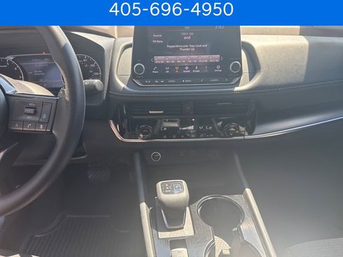 Used 2022 Nissan Rogue SV FWD image 22