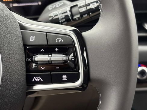 New 2026 Kia Carnival image 21