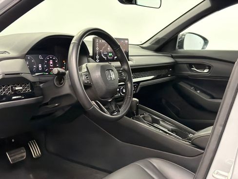 Used 2023 Honda Accord Sport image 13