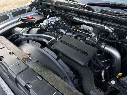 Used 2024 GMC Sierra 3500 SLT w/ SLT Premium Package image 30