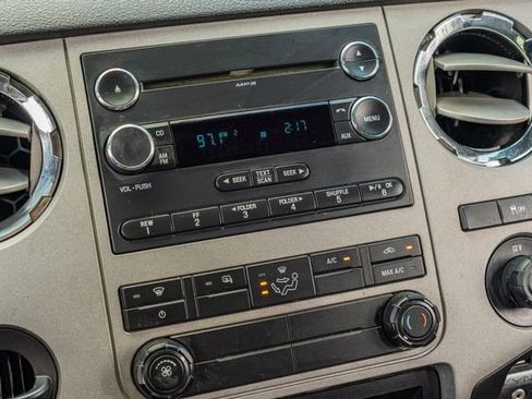 Used 2015 Ford F250 XLT image 27