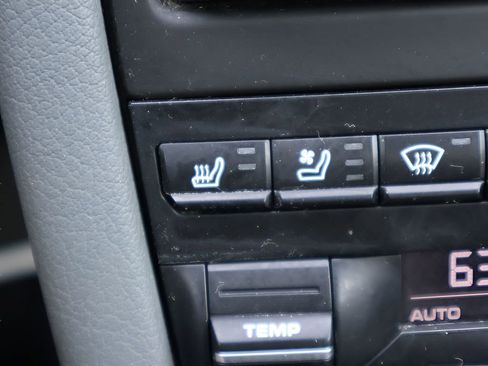 Used 2009 Porsche 911 Carrera image 24