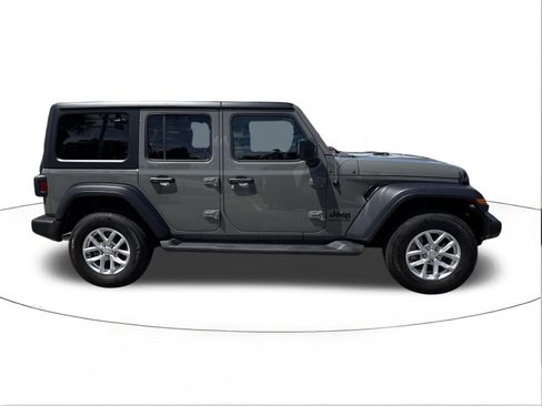 Used 2023 Jeep Wrangler Unlimited Sport AWD/4WD image 2