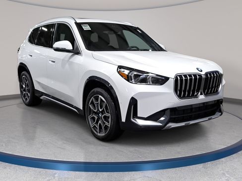 New 2026 BMW X1 xDrive28i w/ Technology Package image 3