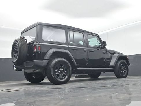 Used 2022 Jeep Wrangler Unlimited Sport AWD/4WD image 51