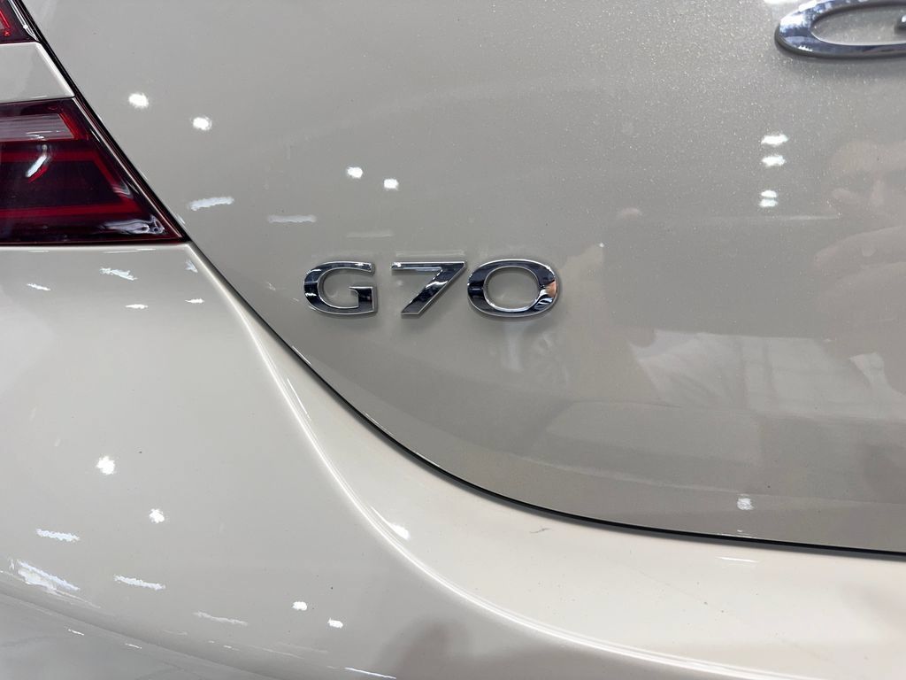 Used 2026 Genesis G70 2.5T RWD image 20