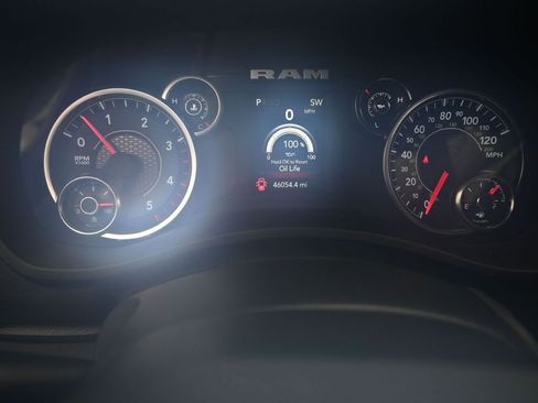 Used 2024 RAM 3500 Big Horn AWD/4WD image 25