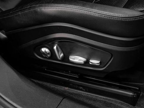 Used 2017 Porsche Panamera 4S image 42