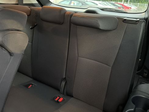 Certified 2024 Toyota Highlander LE AWD/4WD image 12
